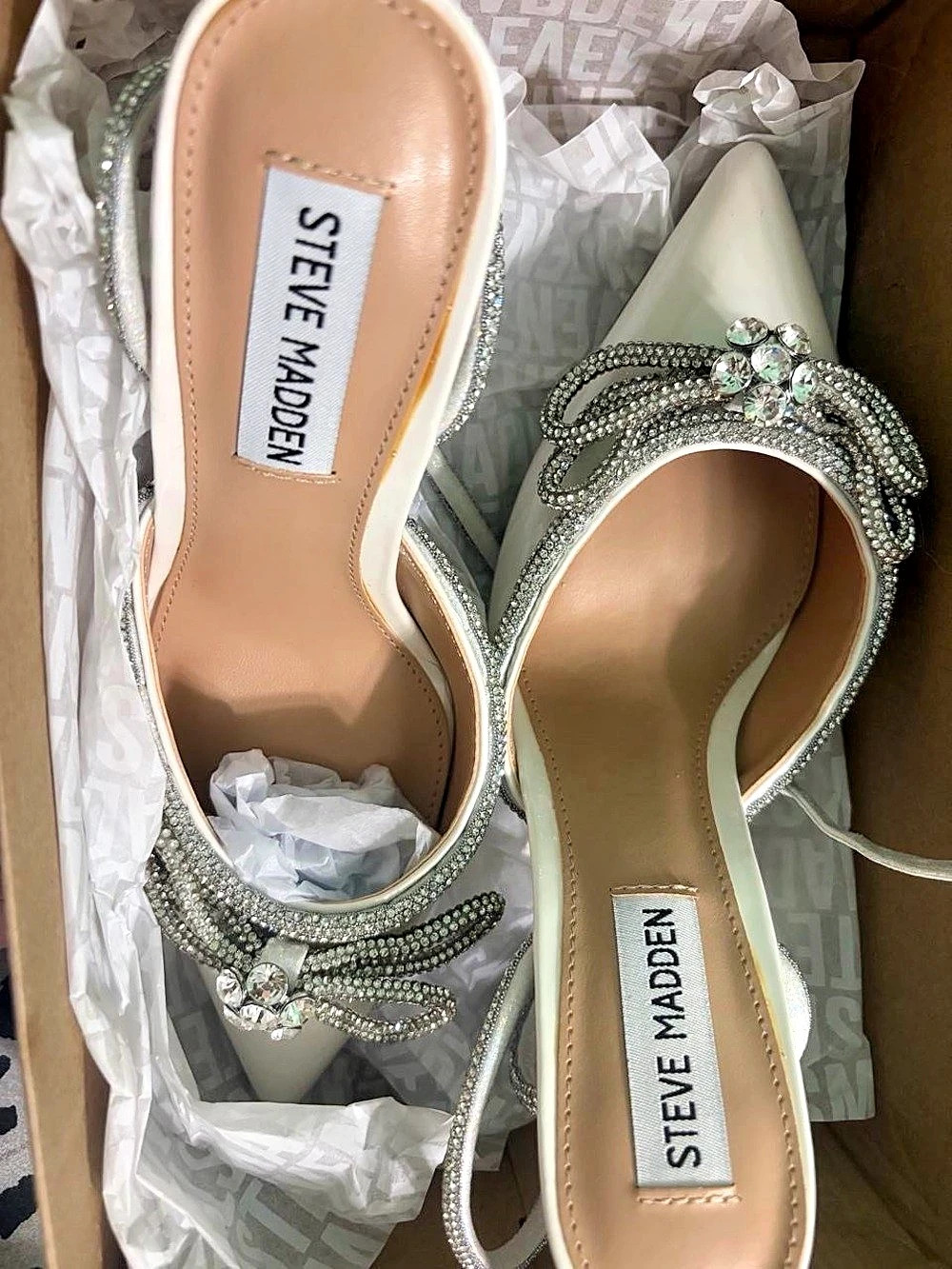 ✨ Steve Madden Off-White Heels ✨